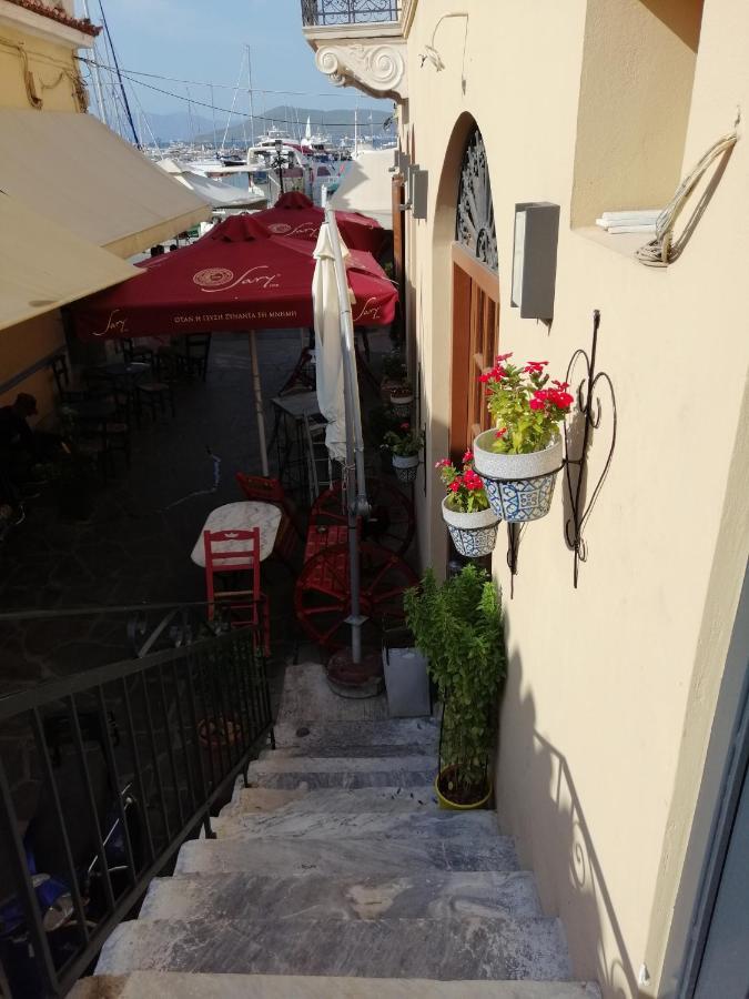 Apartment Port 3 *